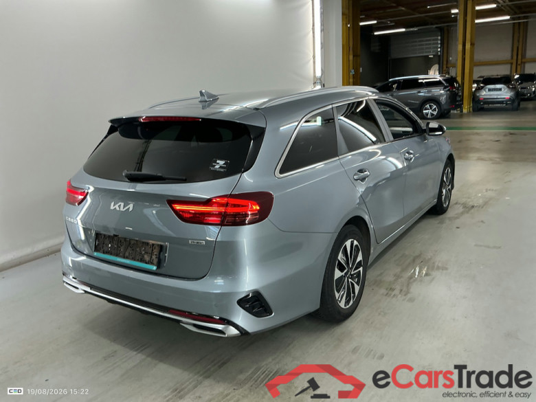 KIA CEE'D SPORTSWAGON 1.6 GDI PHEV BUSINESS LINE DCT #4