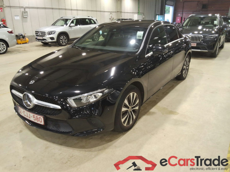MERCEDES-BENZ A-CLASS LIMOUSINE 1.3 A 250 E BUSINESS SOLUTION DCT #1
