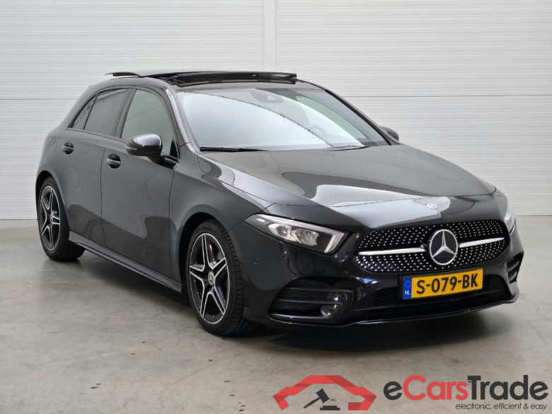 MERCEDES-BENZ A-klasse 220 4MATIC Premium Plus #2
