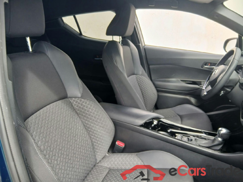 TOYOTA C-HR / 2019 / 5P / todoterreno 2.0 180H Advance #6