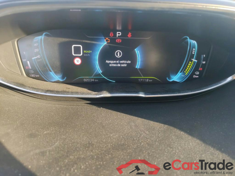 PEUGEOT 3008 Hybrid / 2020 / 5P / todoterreno 225 e-EAT8 Allure #4