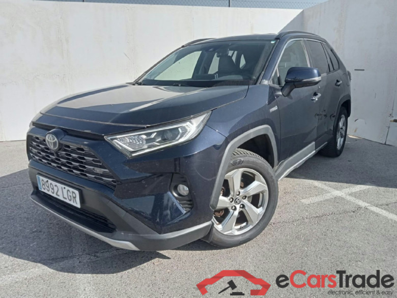 TOYOTA Rav4 / 2018 / 5P / todoterreno 2.5l 220H Luxury #1