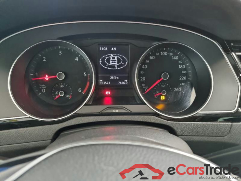 VOLKSWAGEN PASSAT / 2014 / 5P / STATION WAGON VARIANT 2.0 TDI 110KW BUSINESS BMT #4