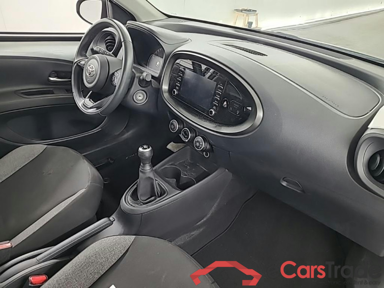TOYOTA Aygo X 1.0 VVT-I MT play 5D 53kW #6
