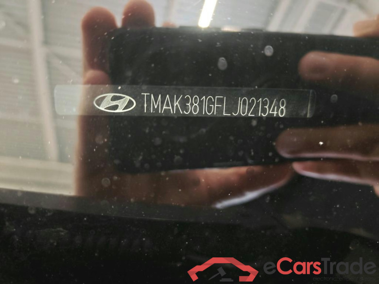 Hyundai KONA Fashion Electric 64 kWh 5d #6