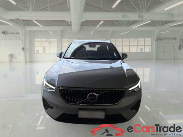VOLVO XC40 / 2021 / 5P / SUV B3 AUTOMATICO PLUS BRIGHT #6