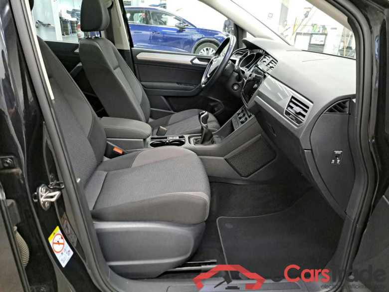 VOLKSWAGEN - VW  TOURAN TDi 122PK Trendline With Nav Discover Media & Business Plus Pack & Family & Rear PDC & Camera & Foldable Trailer Hook #3