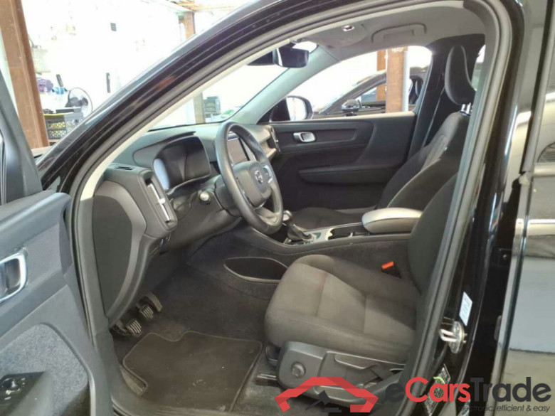 Volvo XC40  #5