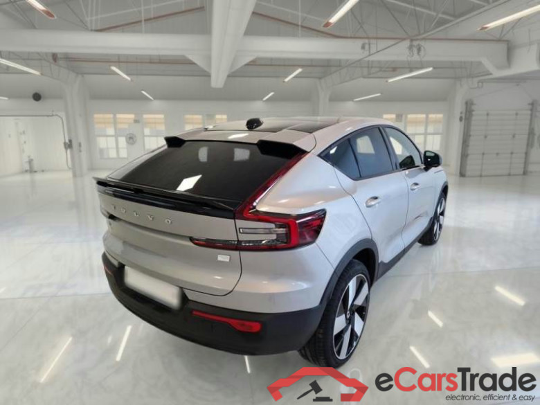 VOLVO C40 / 2021 / 5P / CROSSOVER RECHARGE TWIN PLUS #2