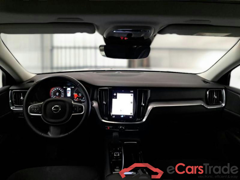 VOLVO V60 / 2019 / 5P / STATION WAGON T6 PLUG-IN AWD AUTOM.INSCR.EXPR. #3