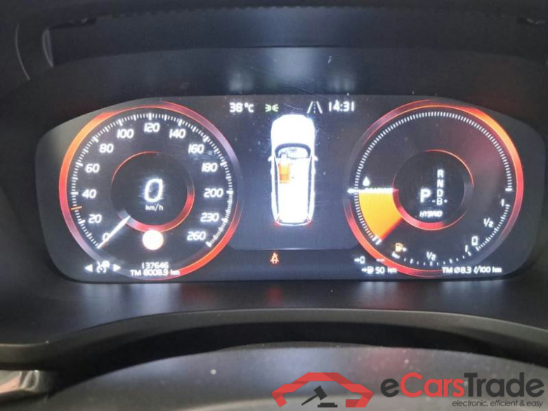 VOLVO V60 / 2019 / 5P / STATION WAGON T6 PLUG-IN AWD AUTOM.INSCR.EXPR. #4