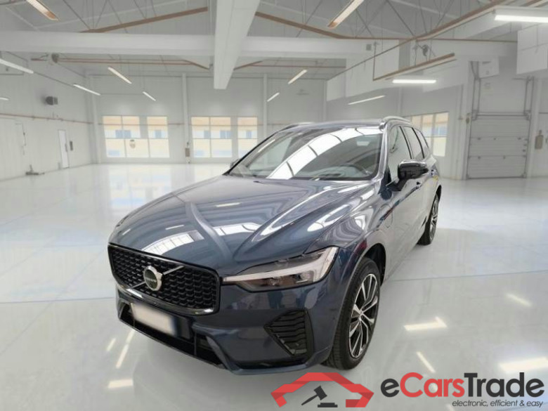 VOLVO XC60 / 2021 / 5P / SUV T6 PLUG-IN AWD AUTO ULTIMATE DARK #1