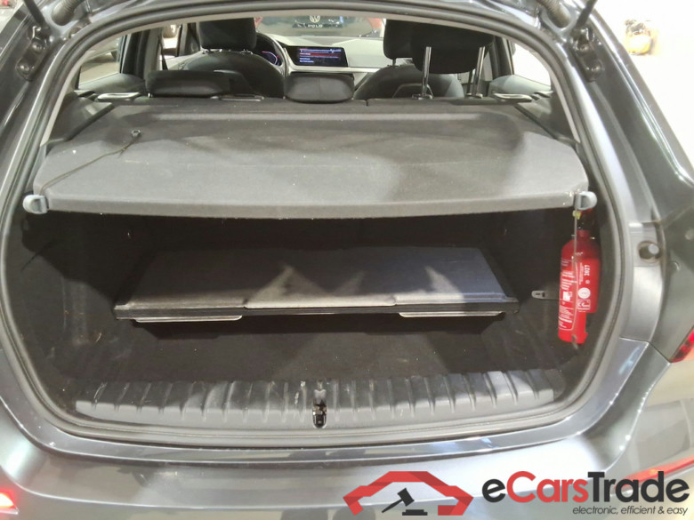 BMW 1 SERIES HATCH 1.5 118I (100KW) #3