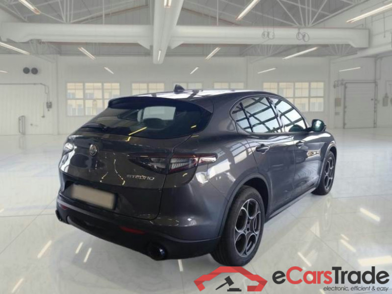 ALFA ROMEO STELVIO / 2017 / 5P / SUV 2.2 TD 210 CV SPRINT AT8 Q4 #2