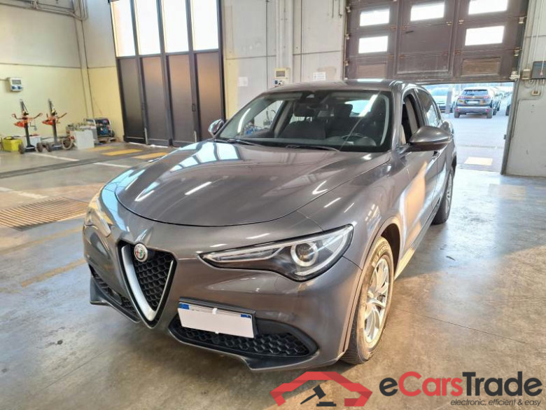 ALFA ROMEO STELVIO / 2017 / 5P / SUV 2.2 TURBO DIESEL 190CV AT8 Q4 BUSINESS