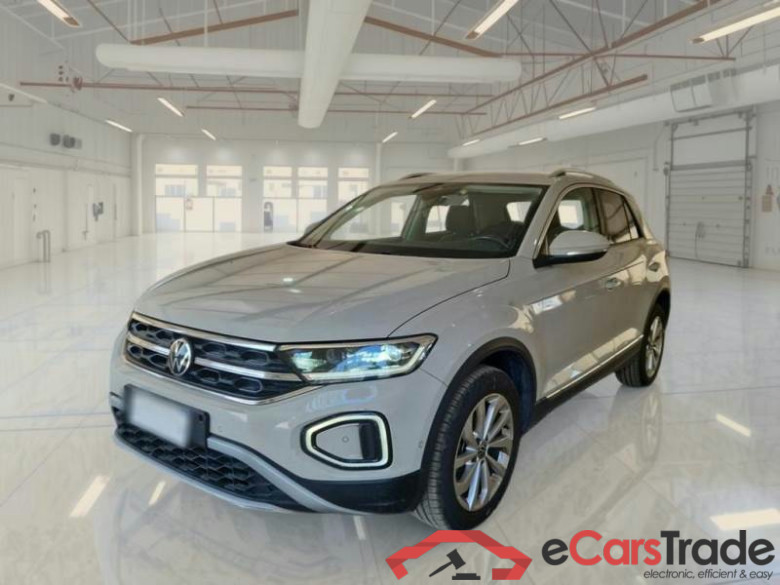 VOLKSWAGEN T-ROC / 2021 / 5P / SUV 2.0 TDI SCR STYLE DSG #1