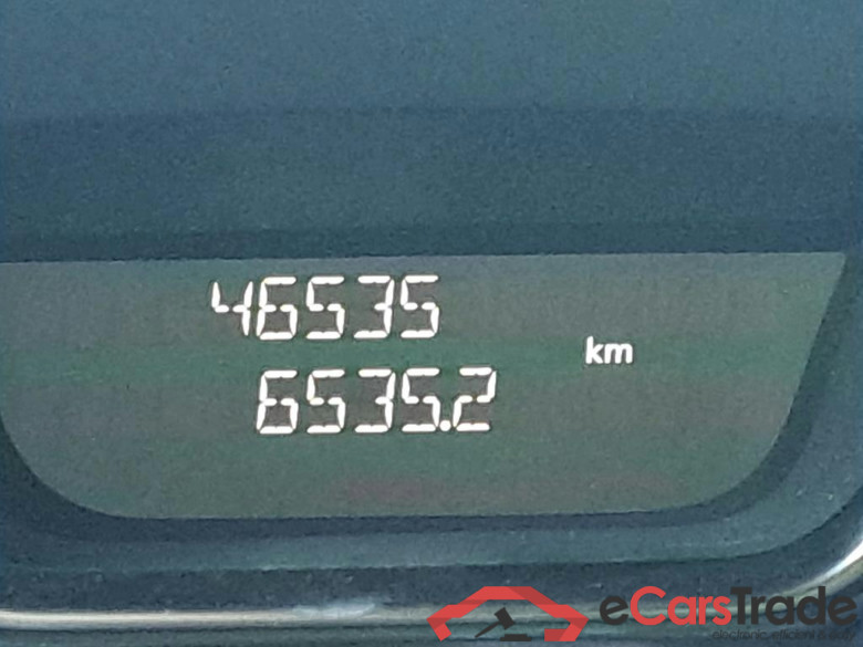 RENAULT Captur / 2017 / 5P / crossover Zen TCe 66kW (90CV) -18 (CX) #5