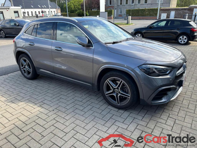 MERCEDES-BENZ GLA 180 Star Edition Star Edition #2