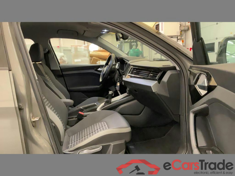 AUDI A1 Sportback 30 TFSI S line S tronic #5