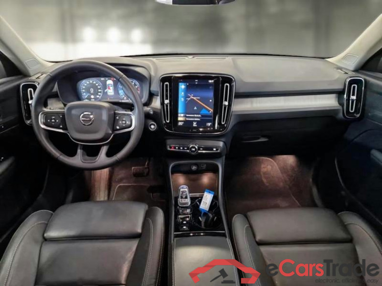 VOLVO XC40 / 2017 / 5P / SUV B4 AWD AUTOMATICO INSCRIPTION #3