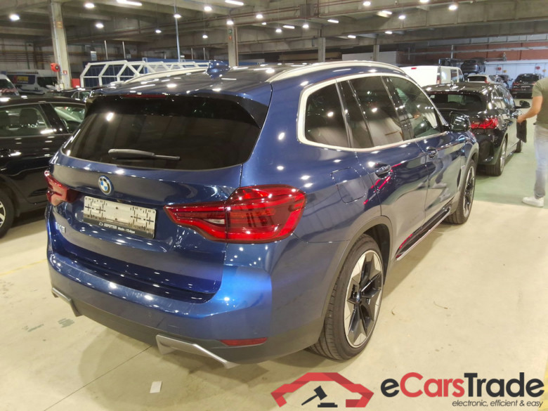 BMW IX3 80KWH AUTO #2