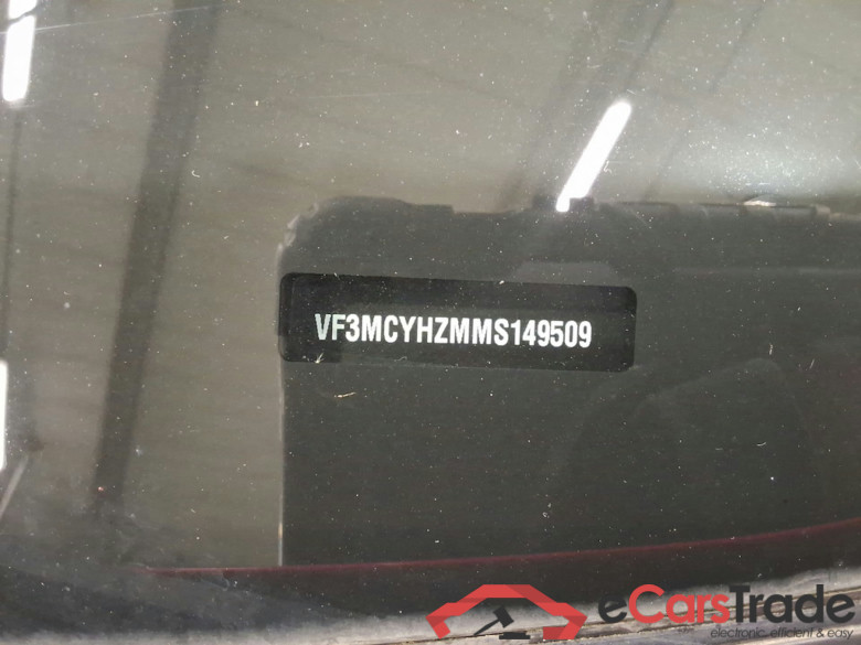 PEUGEOT 5008 1.5 BLUEHDI 130 GT #4
