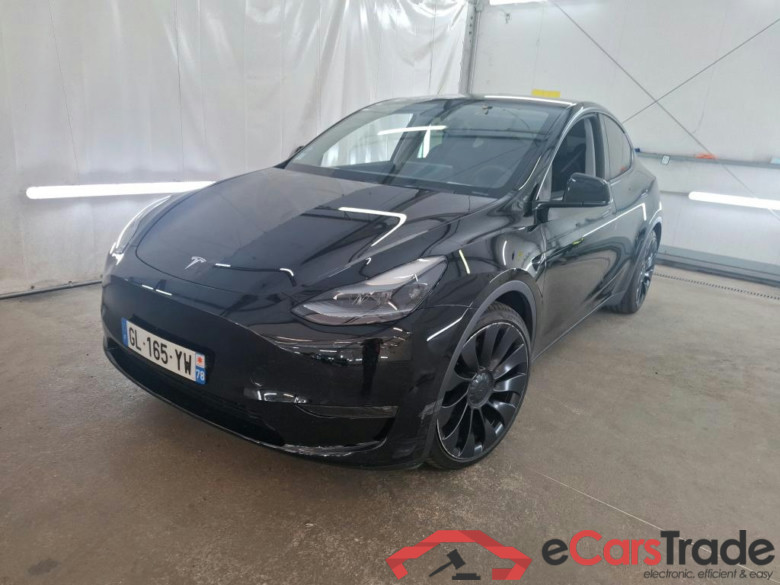 TESLA Model Y / 2020 / 5P / SUV Performance Dual Motor AWD #1