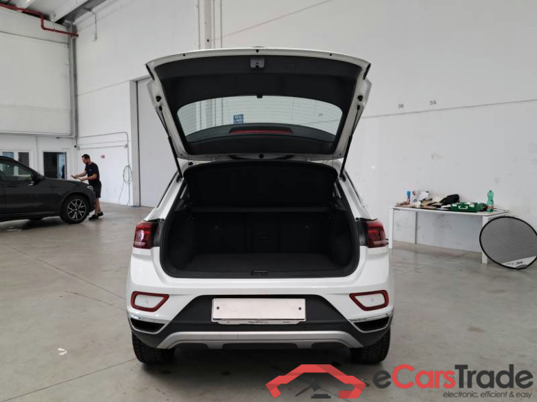 VOLKSWAGEN T-ROC / 2021 / 5P / SUV 2.0 TDI SCR STYLE DSG #5