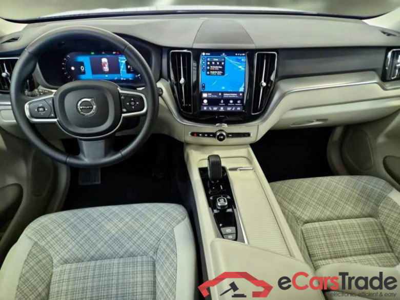 VOLVO XC60 / 2021 / 5P / SUV B4 D AWD AUTOMATICO CORE #3