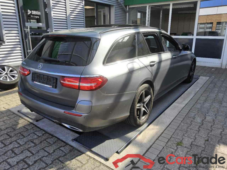 Mercedes-Benz E T-Modell (BM 213)(06.2016->) DE - Kb5 E 300 de EU6d-T, AMG Line, 2018 - 2020 #3