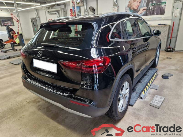 Mercedes-Benz GLA (BM 247)(02.2020->) DE - SUV5 GLA 180 EU6e, (Facelift) 2024 - 2026 #3