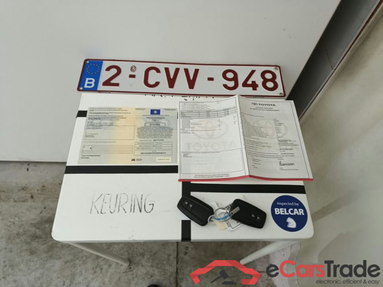 Toyota Corolla 1.8 Hybrid Dynamic e-CVT 5d #4