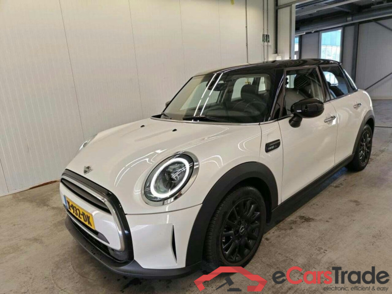 Mini 5-deurs 1.5 Cooper Camden