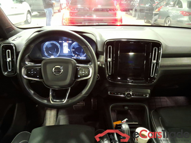 VOLVO XC40 1.5 T5 RECHARGE GEARTRONIC R-DESIGN #6