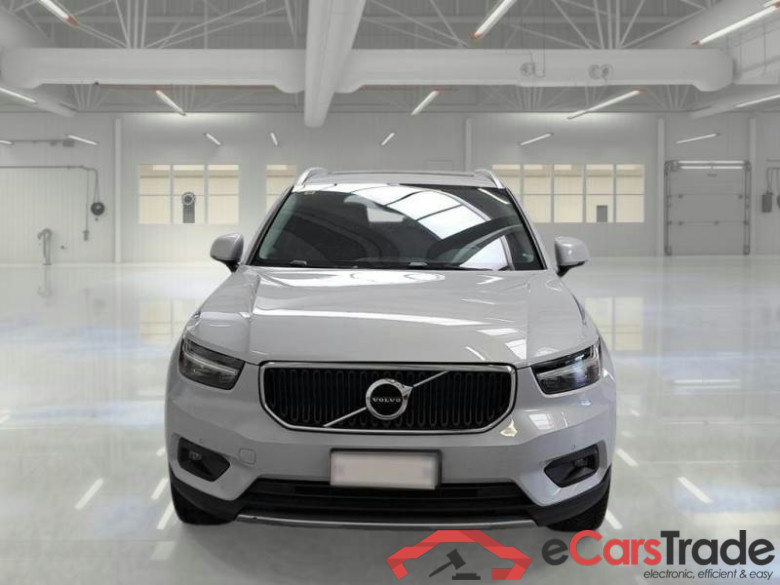 VOLVO XC40 / 2017 / 5P / SUV T3 GEARTRONIC BUSINESS PLUS #6