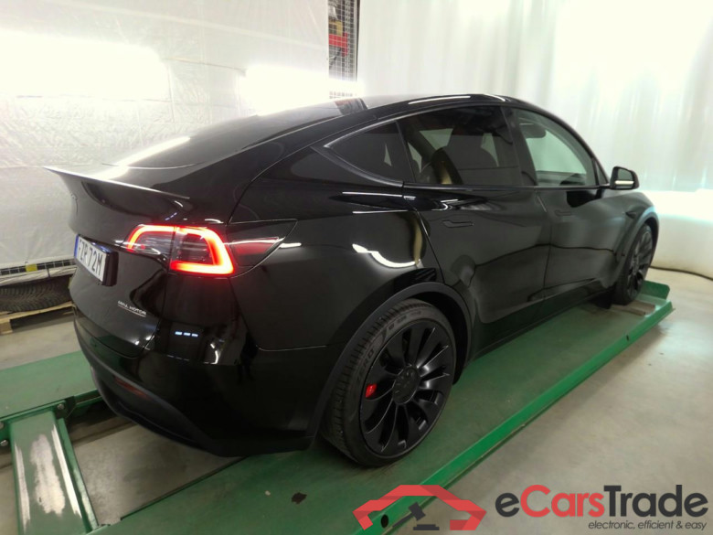 Tesla Model Y Performance AWD 5d #3