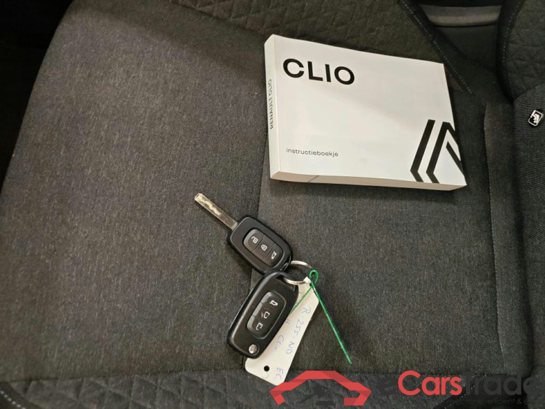 Renault Clio 1.6 Hybrid 145 E-TECH Equilibre 5d #4