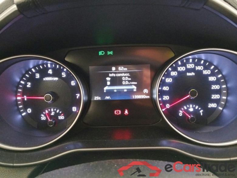 KIA Ceed / 2021 / 5P / berlina con portón 1.0 T-GDi 88kW (120CV) Drive #4