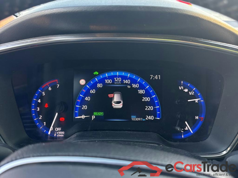 TOYOTA Corolla / 2019 / 5P / familiar 1.8 125H ACTIVE TECH E-CVT TOU SPORT #4