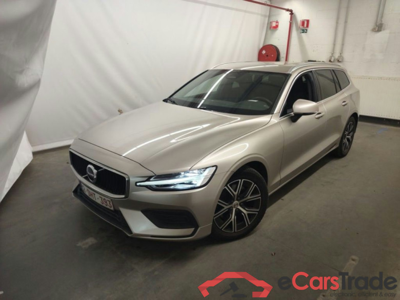 Volvo V60 B3 Core DCT 5d #1