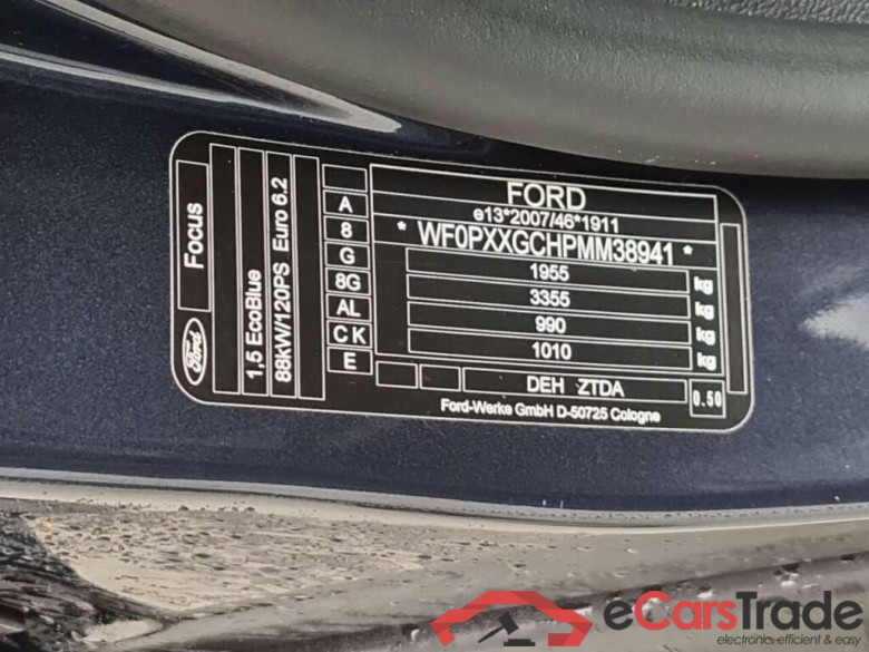 FORD Focus Wagon 1.5 EcoBl. Tit XBns #4