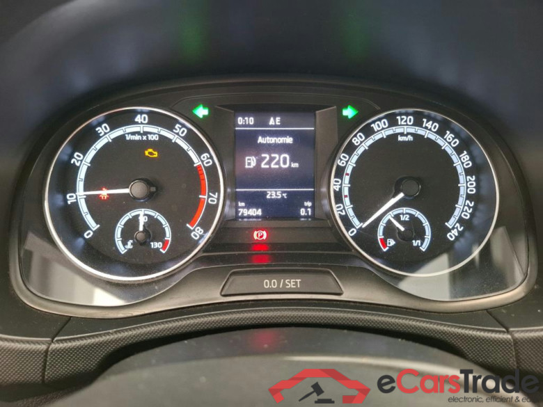 Fabia Business 1.0 MPI 60CV BVM5 E6dT #6