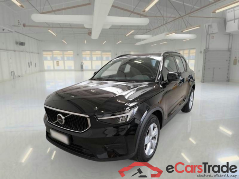 VOLVO XC40 / 2021 / 5P / SUV T2 AUTOMATICO ESSENTIAL