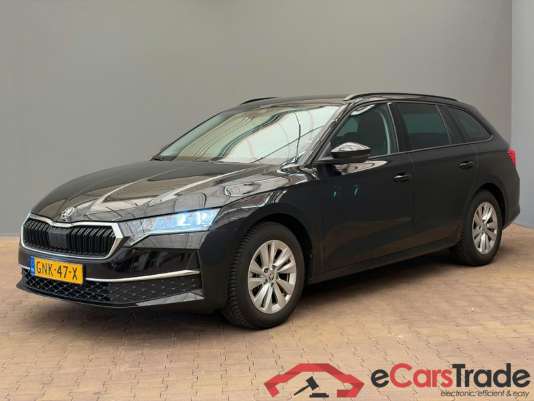 SKODA OCTAVIA COMBI 1.5 TSI Bns. Edition