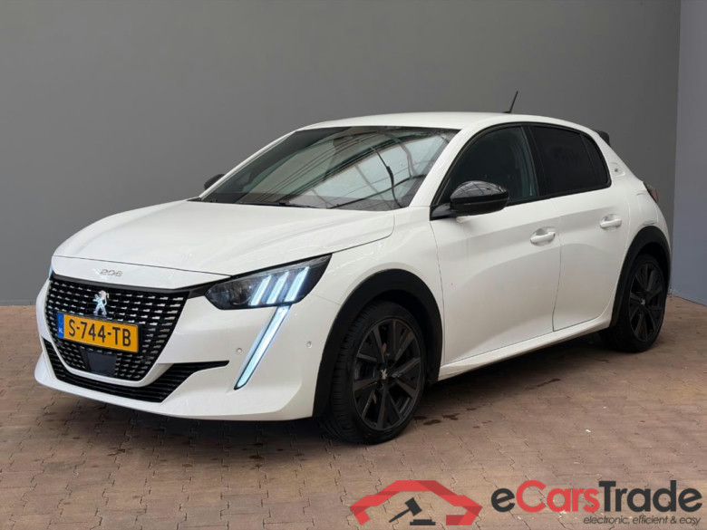 PEUGEOT 208 1.2 PureTech GT