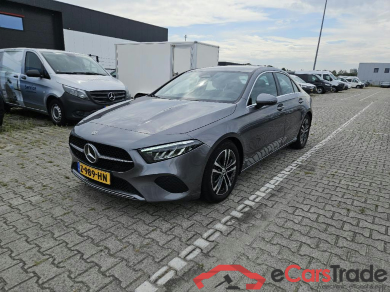 MERCEDES-BENZ A-klasse 180 Star Edition #4