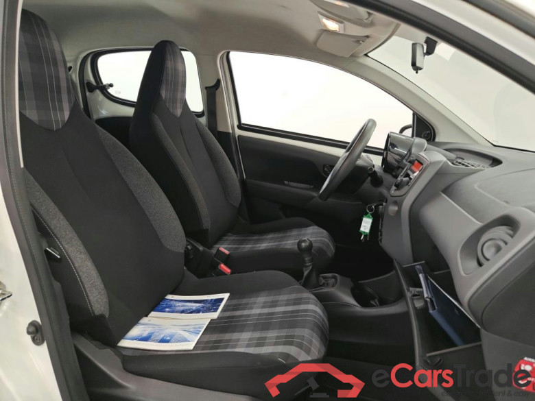 Peugeot 108 Active 1.0 e-VTi 72pk 5d #3