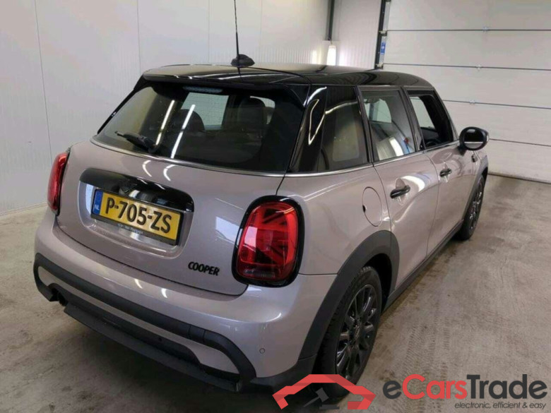 Mini 5-deurs 1.5 Cooper Bns Ed. #2