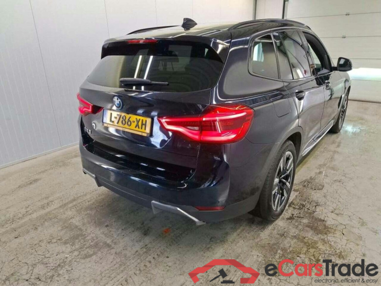 BMW iX3 Executive #2