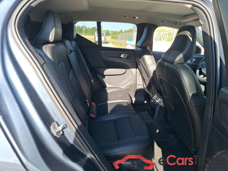 VOLVO XC40 1.5 T4 RECHARGE GEARTR. INSCRIPTION #6